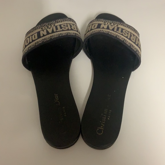 COPY - DIOR - DWAY SLIDE VERY GOOD CONDITION - Picture 3 of 8